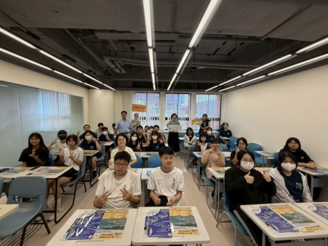 Visit from NNJH Students on Sep 09, 2025Image